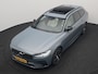 Volvo V90 T6 AWD R-Design Plug In Hybrid 340pk Dealer O.H PHEV | Trekhaak Af Fabriek | Panodak | Adaptive Cruise | Head Up | Harman & Kardon | 360 Camera | Lederen Sporstoelen Memory & Verwarmd | Pilot Assist | Apple Carplay | Navigatie | DAB |