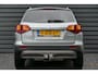 Suzuki Vitara 1.0 BOOSTERJET 110PK SELECT AUTOMAAT / NAVI / CLIMA / PDC / 17"LMV / CAMERA / TREKHAAK / STOELVERWARMING / BLUETOOTH / CRUISECONTROL / 2E EIGENAAR / SCHITTERENDE STAAT !!