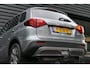Suzuki Vitara 1.0 BOOSTERJET 110PK SELECT AUTOMAAT / NAVI / CLIMA / PDC / 17"LMV / CAMERA / TREKHAAK / STOELVERWARMING / BLUETOOTH / CRUISECONTROL / 2E EIGENAAR / SCHITTERENDE STAAT !!