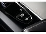 Volvo XC60 2.0 T6 Plug-in hybrid AWD Plus Dark | Harman Kardon | Panoramadak | Sportstoelen | Trekhaak | Keyless | Elek stoelen