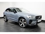 Volvo XC60 2.0 T6 Plug-in hybrid AWD Plus Dark | Harman Kardon | Panoramadak | Sportstoelen | Trekhaak | Keyless | Elek stoelen