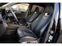 Volkswagen Tiguan 1.5 eTSI | R-Line | Full Option | Panodak | HUD | IQ | H&K | Black Style | Trekhaak | Massage | 20 inch |