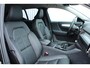 Volvo XC40 T4 Recharge Inscription | Lederen stoelen | Semi elektrische trekhaak | Elektrisch bedienbare achterklep | Bestuurdersstoel met geheugenfunctie | Cruise Control | Rondomzicht camera | DAB Radio