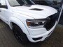 Dodge Ram 1500 5.7 V8 4x4 Crew Cab Laramie Night Edition -Fully Loaded-