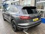 Volkswagen Touareg 3.0 TSI 4MOTION R / AUTOMAAT/ PANO/ 462PK/ LUCHTVERING/ LEER/ HEAD-UP DISPLAY/ ADAPT. CRUISE/ MATRIX/ RIJ-MODI/ NAVI/ PARK. SENSOREN + CAMERA/ STOEL-STUUR V ERWARM./ 4-ZONE CLIMA