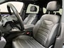 Volkswagen Touareg 3.0 TSi 4MOTION R / AUTOMAAT/ PANO/ 2X R-LINE/ 462PK/ LUCHTVERING/ LEER/ HEAD-UP DISPLAY/ ADAPT. CRUISE/ MATRIX/ RIJ-MODI/ NAVI/ PARK. SENSOREN + CAMERA/ STOEL-STUUR V ERWARM./ 4-ZONE CLIMA