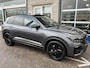 Volkswagen Touareg 3.0 TSI 4MOTION R / AUTOMAAT/ PANO/ 462PK/ LUCHTVERING/ LEER/ HEAD-UP DISPLAY/ ADAPT. CRUISE/ MATRIX/ RIJ-MODI/ NAVI/ PARK. SENSOREN + CAMERA/ STOEL-STUUR V ERWARM./ 4-ZONE CLIMA