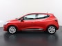 Renault Clio 1.2 TCe Intens | Automaat | Sensoren voor en achter | Climate control | Cruise control | Camera