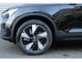 Volvo EX40 Single Motor Extended Range Plus 82 kWh | Eindejaarsknaller | Visual Park Assist incl. 360º Camera | Microtech/Nubuck Bekleding | Stuur- en stoelverwarming | Adaptieve Cruise Control | Pilot Assist | Keyless Entry | Elektrische Achterklep | 19 Inch Lichtmetalen Velgen | Warmtepomp
