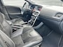 Volvo V40 1.5 T3 Polar+ Sport Automaat, Panorama dak, Harman-Kardon premium sound systeem, Verwarmde stoelen voor, Volvo On call.