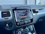 Volkswagen Touareg 3.0 TDI 4x4 6 Cil. 245pk| UNIEK | Automaat | Trekhaak | Zeer Compleet ! | NL Auto & 1e Eigenaar |