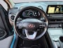 Hyundai Kona Electric EV Premium 64 kWh 3-Fase 1e-Eig. & Keurig-Onderh. BOVAG-Garantie. NL-Auto..