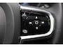 Volvo XC60 2.0 T6 Plug-in hybrid AWD Plus Dark | Incl. 12 maanden Garantie | Panorama dak | Keyless entry/start | Achteruitrijcamera | Elektrische kofferbakklep | Memory stand stoelen | Adaptive cruise | Apple CarPlay/Android Auto | Climate controle | Draadloze telefoonlader | Lederen bekleding |