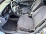Nissan Almera 1.8 Acenta airco, elec pakket, 5 deurs, multi-stuur, mistlampen, alu wielen, nwe apk 172.000 km n.a.p 2e eigenaar