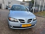 Nissan Almera 1.8 Acenta airco, elec pakket, 5 deurs, multi-stuur, mistlampen, alu wielen, nwe apk 172.000 km n.a.p 2e eigenaar