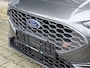 Ford Focus 2.3 EcoBoost ST-X | 280pk Automaat! | Winter Pack | AGR-stoelen | Camera | Bang&Olufsen | Head up Display | BLIS | Extra wielset | Fabrieksgarantie tm. 15-12-2028