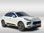 Porsche Macan 3.0 S / Trekhaak / Panoramadak / Camera / 20'' / Leder / Dodehoek / CarPlay / DAB / Stoelverwarming / Cruise Control