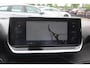 Peugeot e-2008 EV Active 50 kWh / SoH 92.3% / Camera / Navigatie / Keyless / 16'' / Stoelverwarming / DAB / Cruise Control