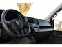 Volkswagen Crafter 35 2.0 TDI L3H2 Black Edition Camera, Carplay, Stoelverwarming, LED, Trekhaak, Sensoren, multimedia, Automaat, Uniek!