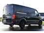 Volkswagen Crafter 35 2.0 TDI L3H2 Black Edition Camera, Carplay, Stoelverwarming, LED, Trekhaak, Sensoren, multimedia, Automaat, Uniek!