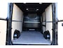 Volkswagen Crafter 35 2.0 TDI L3H2 Black Edition Camera, Carplay, Stoelverwarming, LED, Trekhaak, Sensoren, multimedia, Automaat, Uniek!
