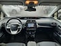 Toyota Prius 1.8 Business Plus NAVI PARK-SENSOREN BLIND-SPOT KEYLESS STOELVERW KEYLESS AD-CRUISE CAMERA BLUETOOTH