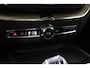 Volvo XC60 T8 Plug-in hybrid Ultra Dark | FACELIFT | MY2026! | Luchtvering | Bowers&Wilkins | 22 Inch | Massage