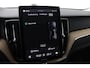 Volvo XC60 T8 Plug-in hybrid Ultra Dark | FACELIFT | MY2026! | Luchtvering | Bowers&Wilkins | 22 Inch | Massage