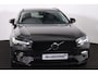 Volvo V90 T6 Recharge AWD Plus Dark - LONG RANGE - IntelliSafe Assist & Surround - 360º Camera - Harman/Kardon audio - Adaptieve LED koplampen - Verwarmde voorstoelen, stuur & achterbank - Parkeersensoren voor & achter - Elektr. bedienb. voorstoelen met geheugen - Extra getint glas - Elektr. inklapbare trekhaak - 19' LMV