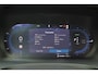 Volvo V90 T6 Recharge AWD Plus Dark - LONG RANGE - IntelliSafe Assist & Surround - 360º Camera - Harman/Kardon audio - Adaptieve LED koplampen - Verwarmde voorstoelen, stuur & achterbank - Parkeersensoren voor & achter - Elektr. bedienb. voorstoelen met geheugen - Extra getint glas - Elektr. inklapbare trekhaak - 19' LMV
