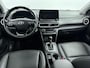 Hyundai Kona 1.6 GDI HEV FASHION DESIGN | OUTLETDEAL! | 18'' LM VELGEN | PRIVACY GLASS | DAKRAILING | CLIMA | CRUISE | CAMERA | PDC | NAVI | STUUR & STOELVERWARMING |