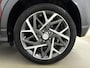 Hyundai Kona 1.6 GDI HEV FASHION DESIGN | OUTLETDEAL! | 18'' LM VELGEN | PRIVACY GLASS | DAKRAILING | CLIMA | CRUISE | CAMERA | PDC | NAVI | STUUR & STOELVERWARMING |