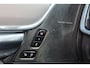 Volvo S90 T8 AWD Ultimate Dark - Schuif/kanteldak - IntelliSafe Assist & Surround - 360º Camera - Harman/Kardon audio - Adaptieve LED koplampen - Verwarmde voorstoelen, stuur & achterbank - Parkeersensoren voor & achter - Elektr. bedienb. voorstoelen met geheugen - Head up display - Extra getint glas - 19' LMV