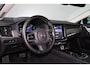 Volvo S90 T8 AWD Ultimate Dark - Schuif/kanteldak - IntelliSafe Assist & Surround - 360º Camera - Harman/Kardon audio - Adaptieve LED koplampen - Verwarmde voorstoelen, stuur & achterbank - Parkeersensoren voor & achter - Elektr. bedienb. voorstoelen met geheugen - Head up display - Extra getint glas - 19' LMV
