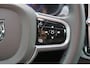 Volvo S90 T8 AWD Ultimate Dark - Schuif/kanteldak - IntelliSafe Assist & Surround - 360º Camera - Harman/Kardon audio - Adaptieve LED koplampen - Verwarmde voorstoelen, stuur & achterbank - Parkeersensoren voor & achter - Elektr. bedienb. voorstoelen met geheugen - Head up display - Extra getint glas - 19' LMV