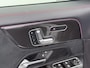 Mercedes-Benz GLB 200 AMG 7-pers. Business Solution | Panorama - Schuifdak | Trekhaak Wegklapbaar | Memory Seats | Sfeerverlichting | Multibeam LED Koplampen | DAB+ Radio