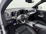 Mercedes-Benz GLB 200 AMG 7-pers. Business Solution | Panorama - Schuifdak | Trekhaak Wegklapbaar | Memory Seats | Sfeerverlichting | Multibeam LED Koplampen | DAB+ Radio