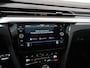Volkswagen Arteon 1.4 TSI eHybrid R-Line | Panoramadak | Camera | Stoelmassage | Zondag Open!