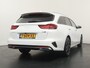 Kia Ceed Sportswagon 1.5 T-GDi GT-Line Automaat - Stoel-/Stuurverwarming - Apple Carplay/Android Auto - Elektrisch bedienbare Achterklep - Schuif-/Kanteldak - - Fabrieksgarantie tot 2030
