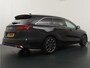 Kia Ceed Sportswagon Automaat 1.5 T-GDi GT-Line Automaat - Automatische achterklep - Schuif/Kantel dak - Apple Carplay/Android Auto - Adaptive cruise control - Keyless entry - Fabrieksgarantie t/m 30-06-2030