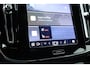 Volvo XC40 2.0 B3 Black Edition | Adapt. Cruise | Dodehoek | 360cam | CarPlay | Harman Kardon