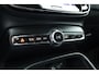 Volvo XC40 2.0 B3 Black Edition | Adapt. Cruise | Dodehoek | 360cam | CarPlay | Harman Kardon