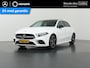 Mercedes-Benz A-klasse 180 Business Solution AMG | Night | Panoramadak | Stoelverwarming | Sfeerverlichting |