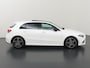Mercedes-Benz A-klasse 180 Business Solution AMG | Night | Panoramadak | Stoelverwarming | Sfeerverlichting |