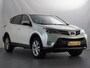 Toyota RAV4 2.0 Executive Business 4WD | Keyless entry | Cruise control | 2.000 kg trekkracht