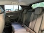 Peugeot e-2008 Allure Pack 50kWh EV 136pk AUTOMAAT | STOELVERW. | CAMERA | NAVI | KEYLESS ENTRY | ADAPTIVE CRUISE | MISTLAMPEN VOOR | LED