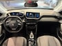 Peugeot e-2008 Allure Pack 50kWh EV 136pk AUTOMAAT | STOELVERW. | CAMERA | NAVI | KEYLESS ENTRY | ADAPTIVE CRUISE | MISTLAMPEN VOOR | LED