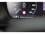 Volvo XC40 T5 Recharge Ultimate Dark | Parkeercamera | Stoelverwarming | Pilot Assist | BLIS | Trekhaak | Glossy Black | Keyless