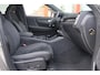 Volvo XC40 T5 Recharge Ultimate Dark | Parkeercamera | Stoelverwarming | Pilot Assist | BLIS | Trekhaak | Glossy Black | Keyless