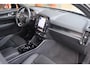 Volvo XC40 T5 Recharge Ultimate Dark | Parkeercamera | Stoelverwarming | Pilot Assist | BLIS | Trekhaak | Glossy Black | Keyless